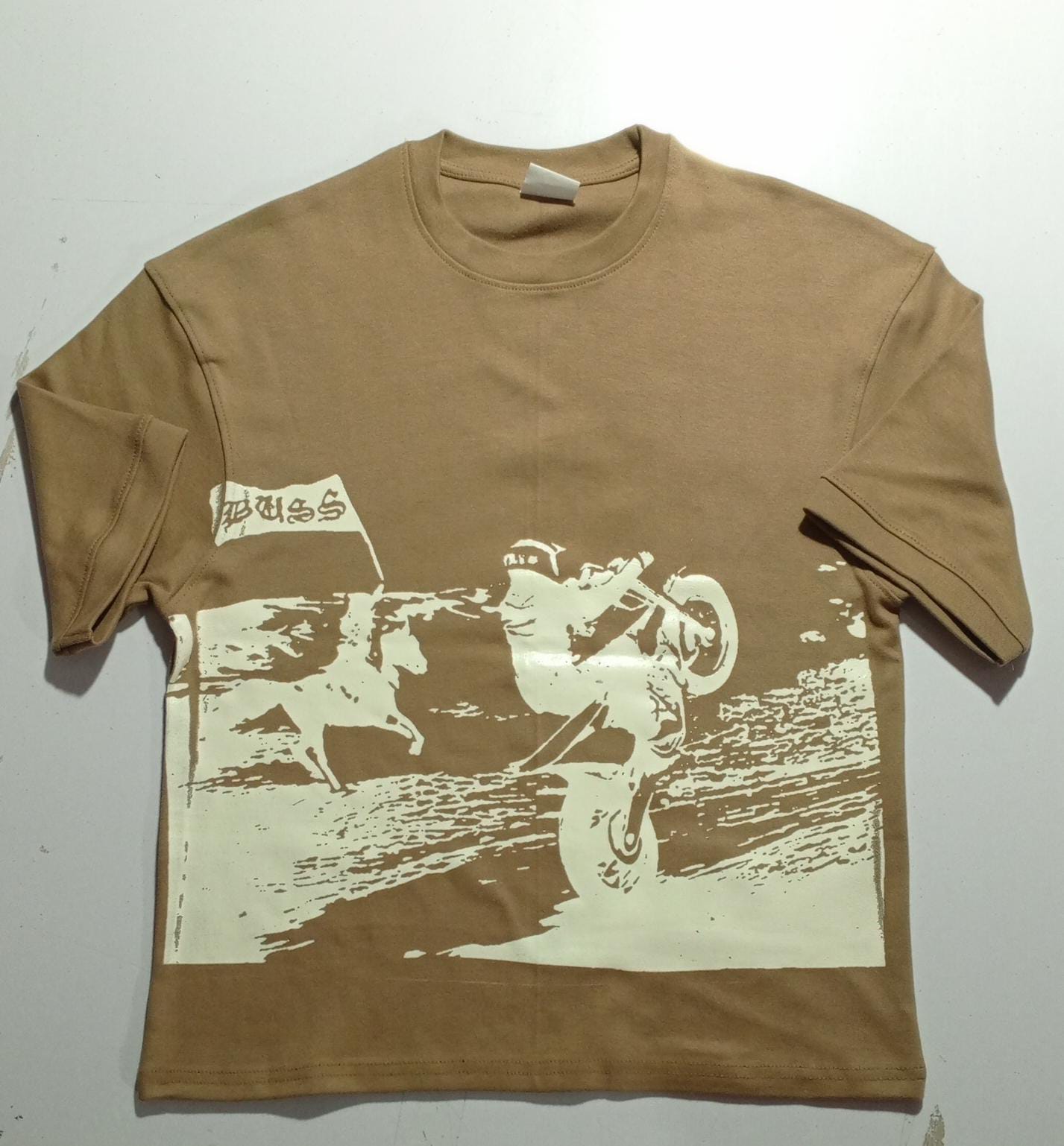 drop shoulder screen print